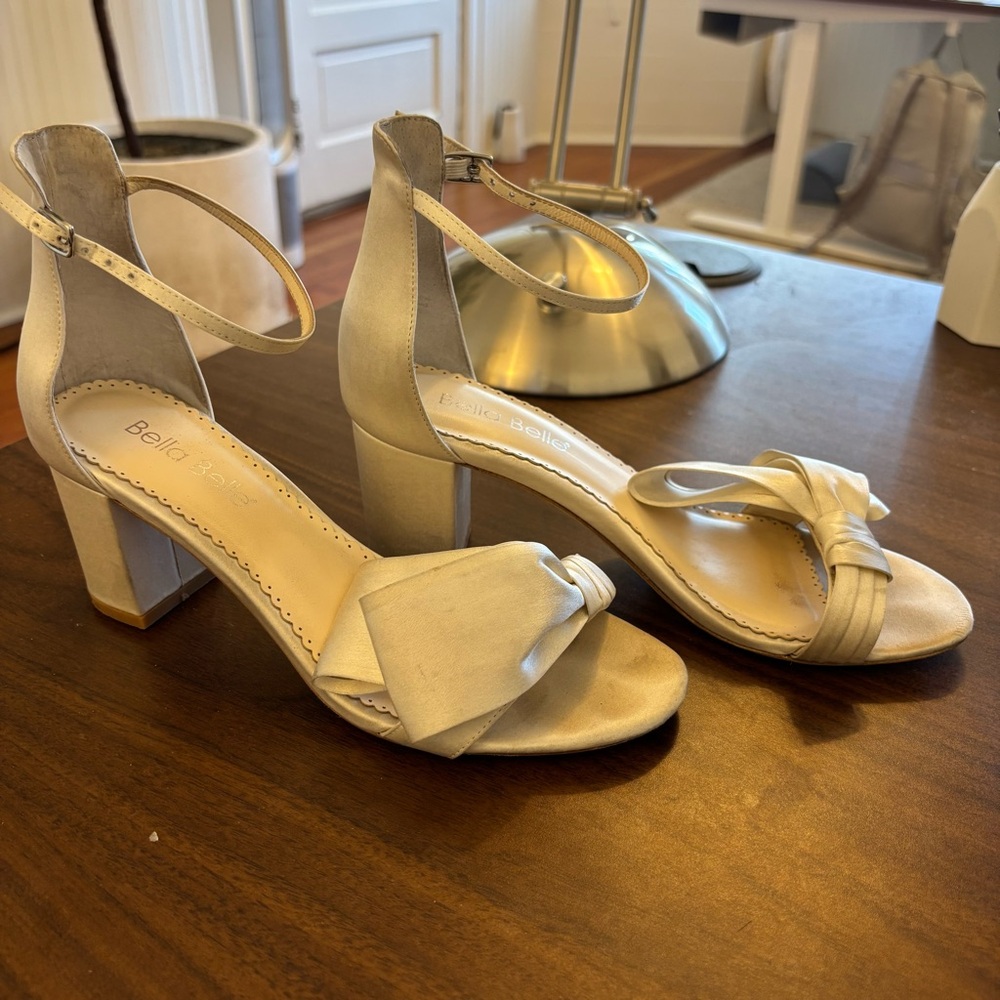 Bella Belle Zoya Ivory Block Heels 2.5in - Picture 7 of 9